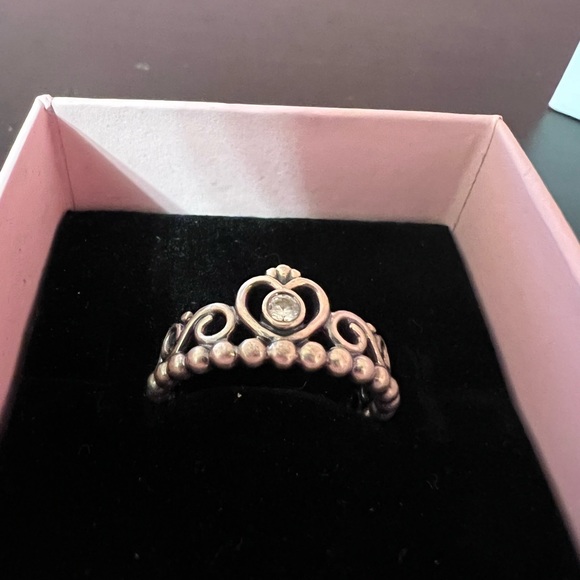 Pandora Princess Ring - Picture 3 of 4